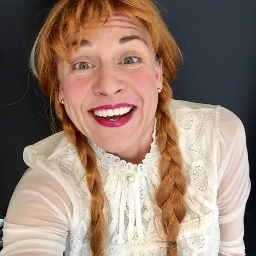 Meet your Posher, Brooke